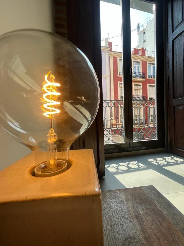 Centrica Y Encantadora Vivienda. Valencia Eksteriør billede