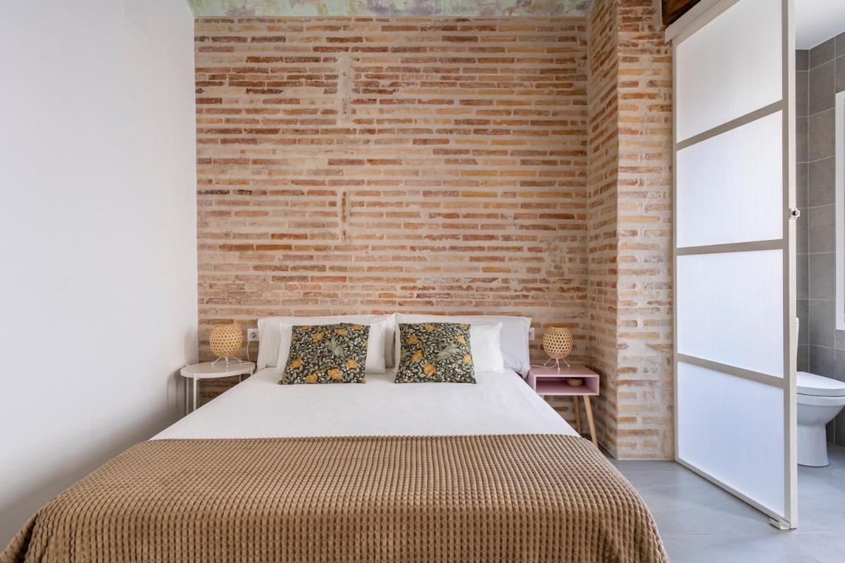 Centrica Y Encantadora Vivienda. Valencia Eksteriør billede