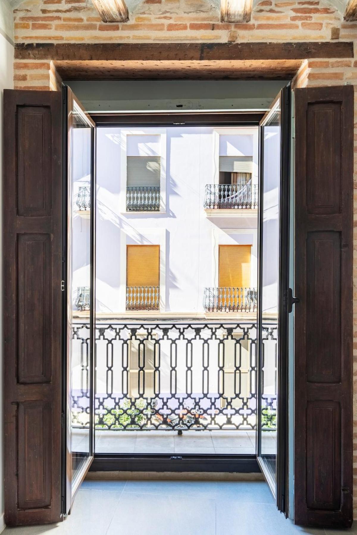 Centrica Y Encantadora Vivienda. Valencia Eksteriør billede